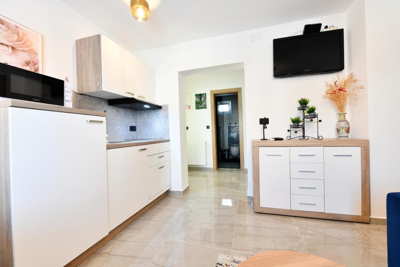 Apartmani Brium Rakovica Zewnętrze zdjęcie